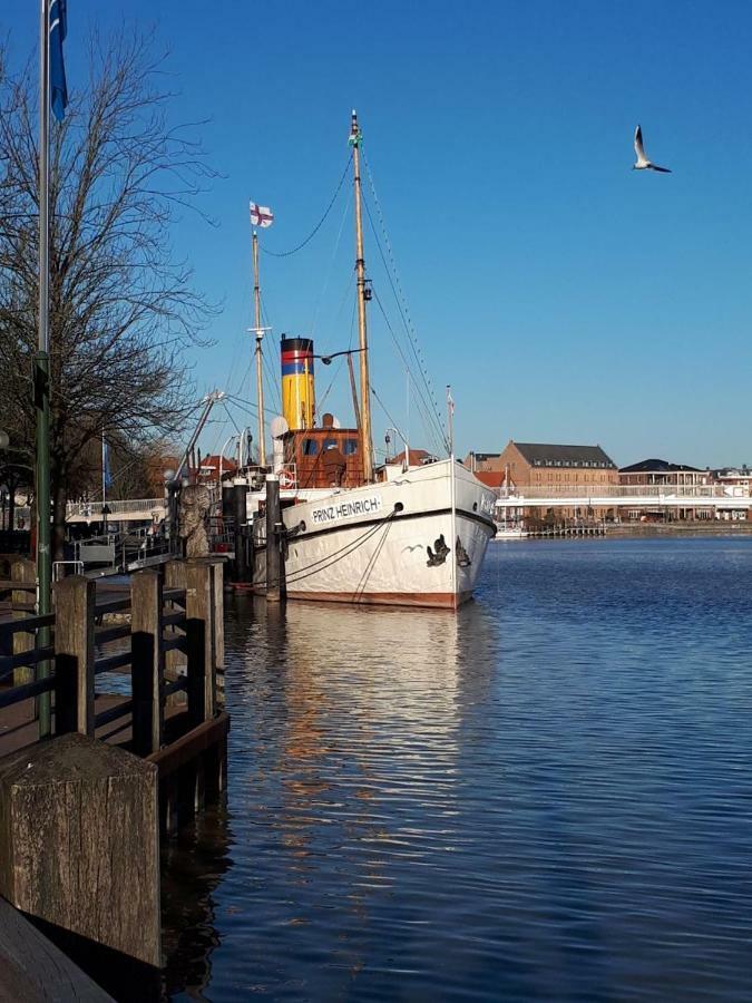 Haus Am Hafen Appartement Leer Buitenkant foto