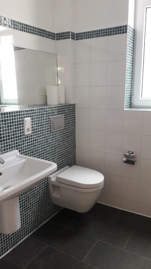 Haus Am Hafen Appartement Leer Buitenkant foto