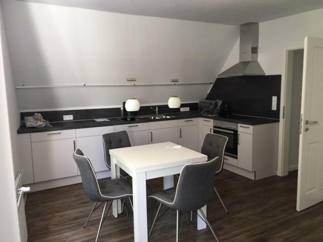 Haus Am Hafen Appartement Leer Buitenkant foto
