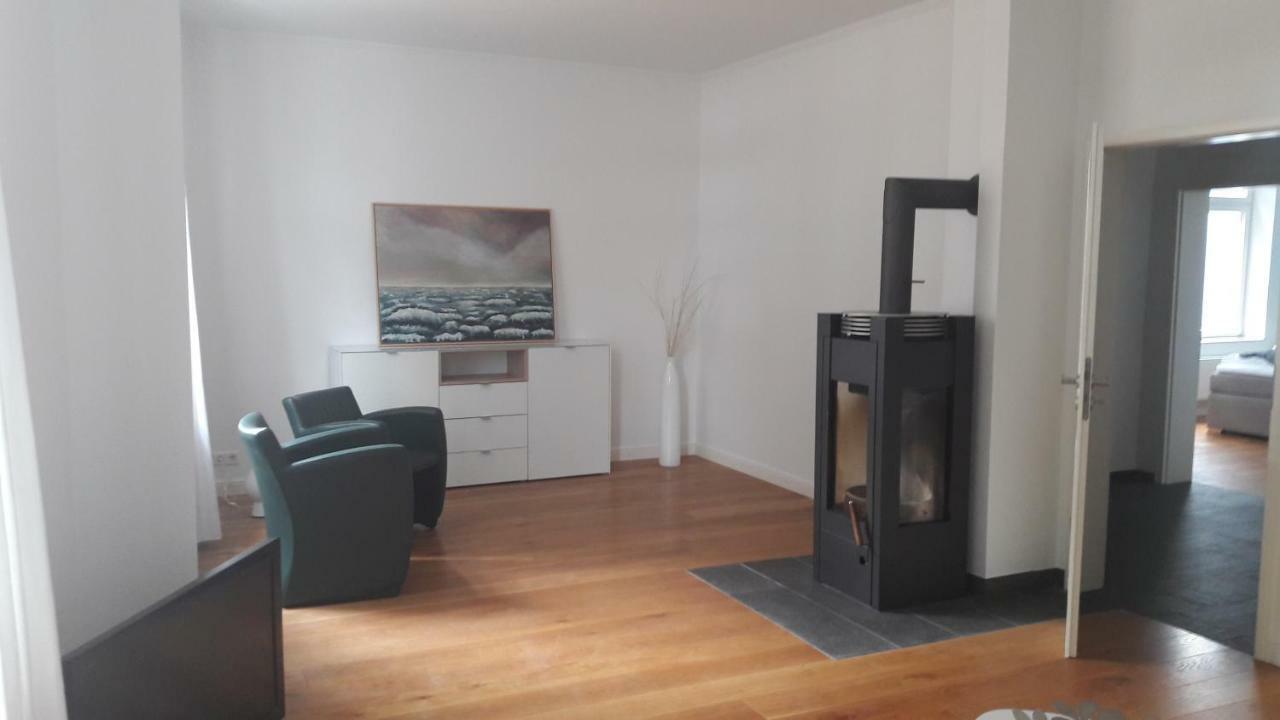 Haus Am Hafen Appartement Leer Buitenkant foto